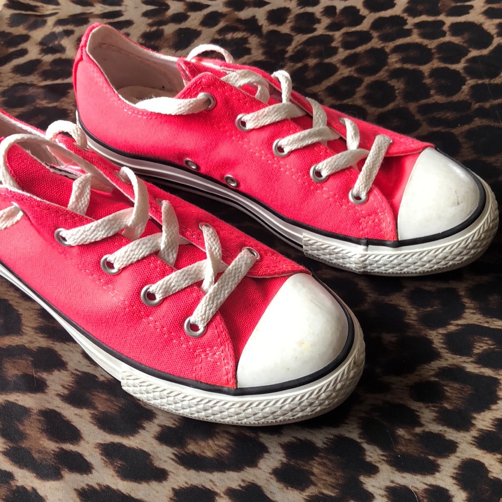 HOT PINK Converse All Stars